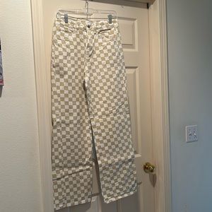 RSQ Checkered Jeans. Beige & White. Size 27. EUC